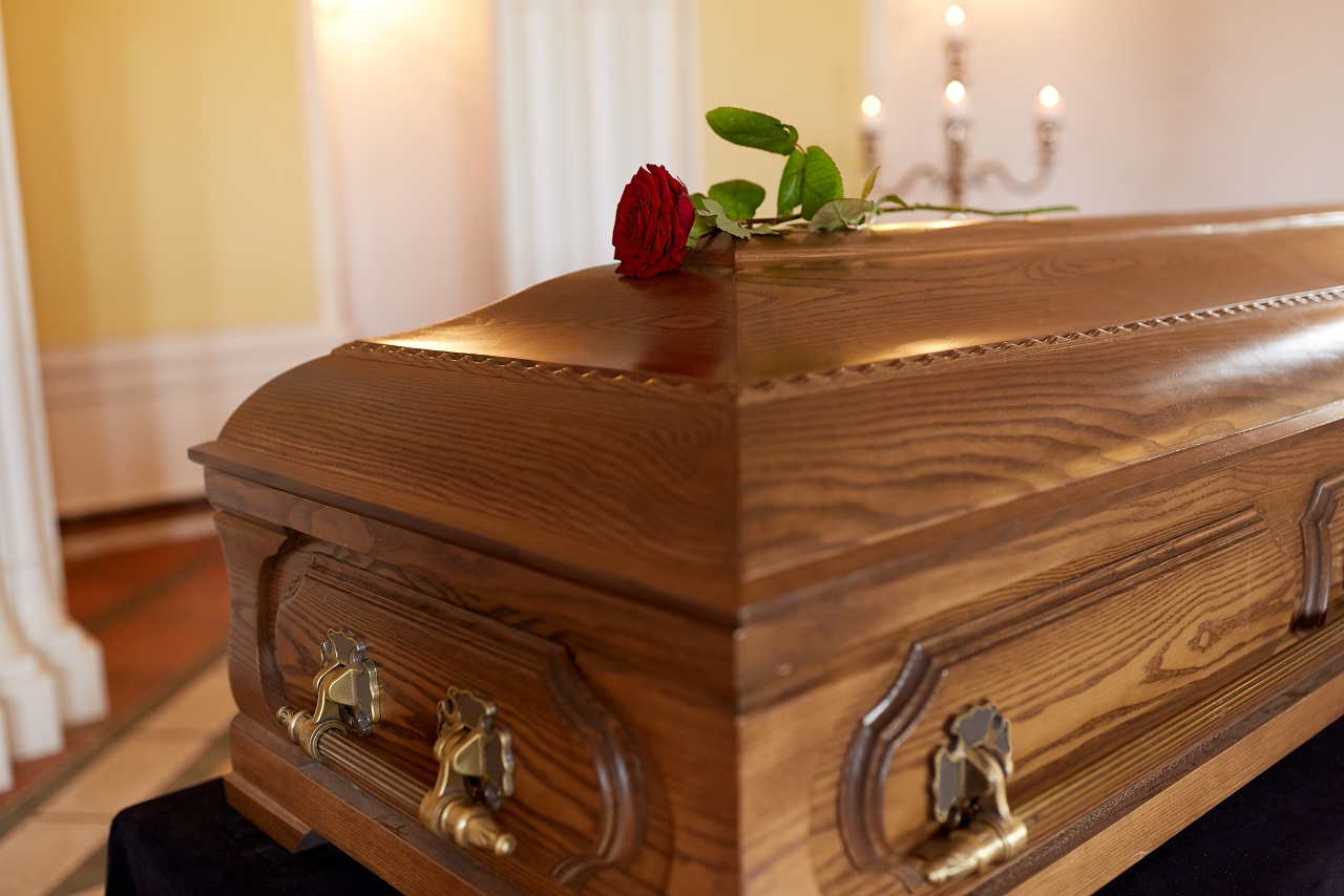 What is The Difference Between a Coffin and a Casket?